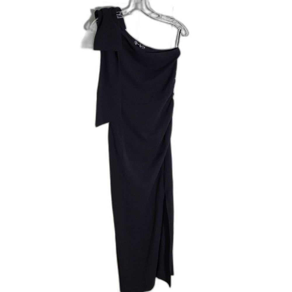 One-Shoulder Gown